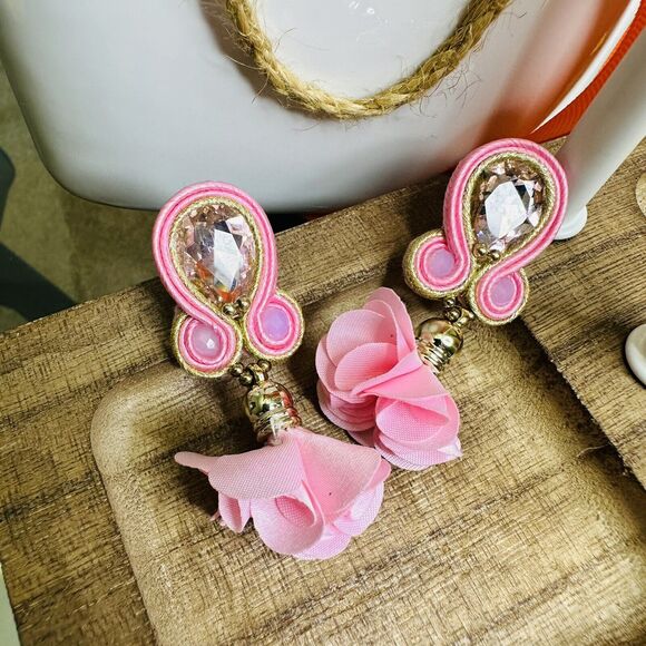 Handmade Dangle Drop Earrings with Chrystals Soutache handcrafted UniqueJewelry - Picture 4 of 7